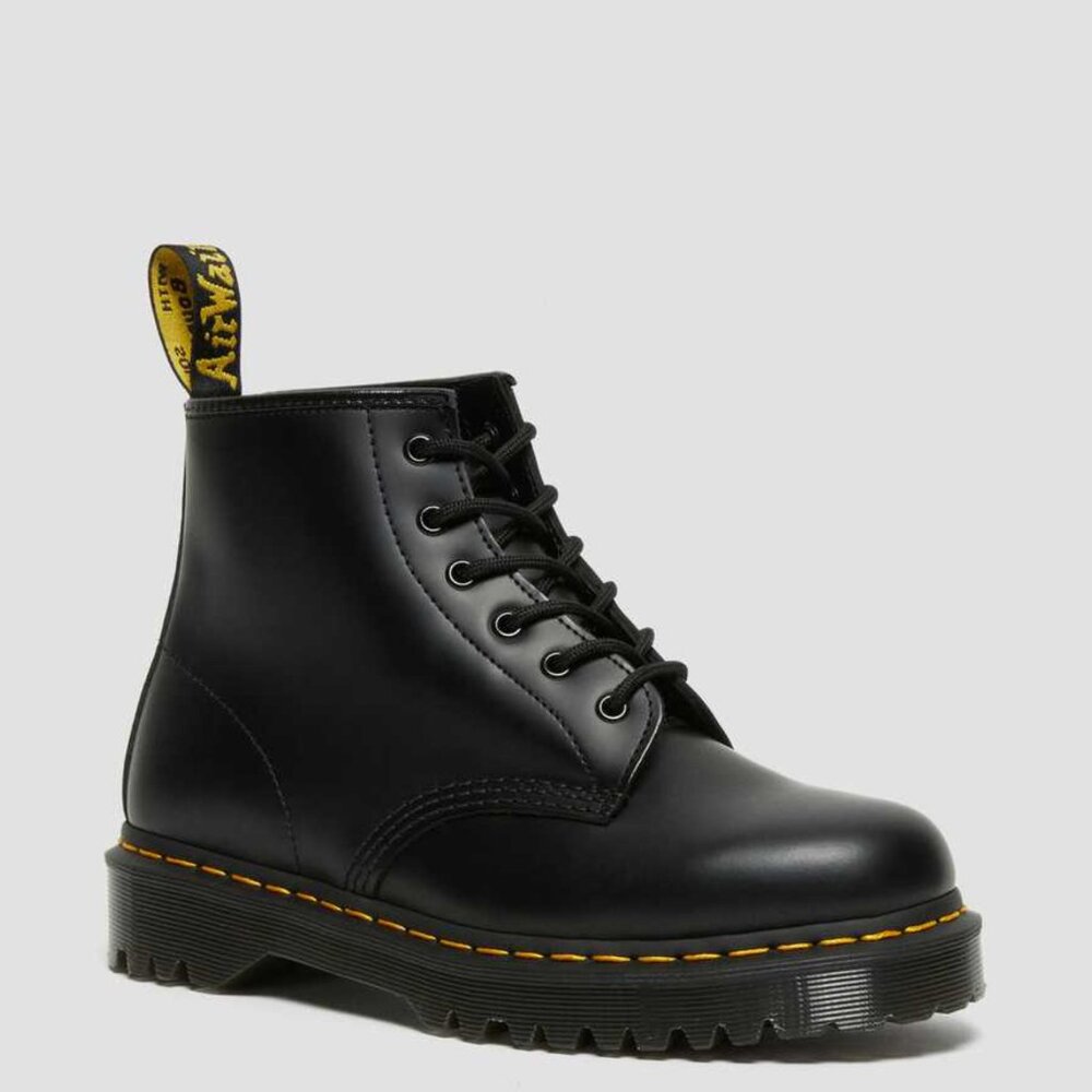 Dr Martens Airwair 1460 Bex Smooth Leather Lace Up Boots - Size 7W